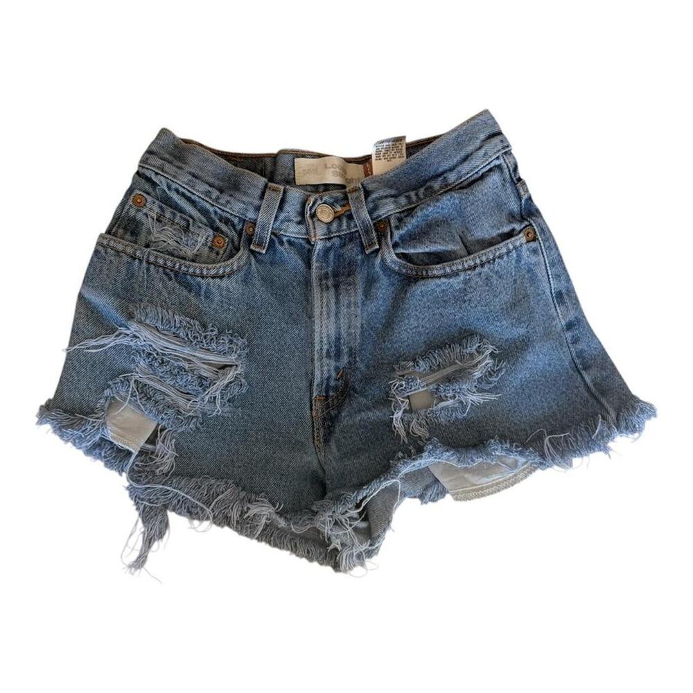 Levis blue denim shorts size